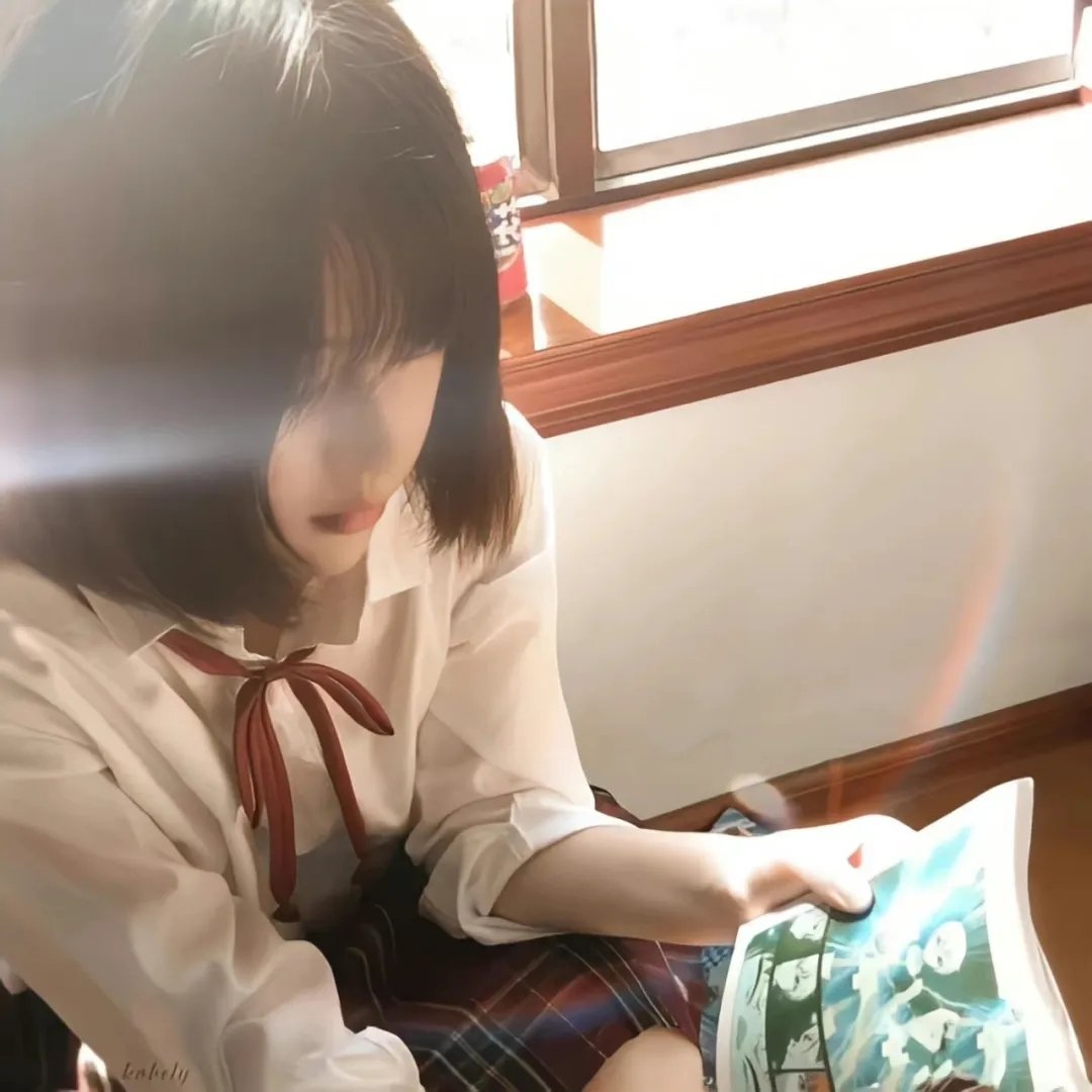 比基尼怪女